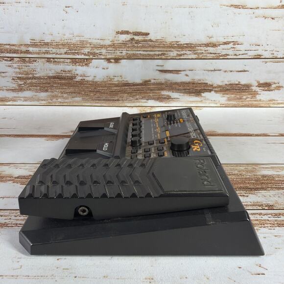 Roland GR-20 Guitar Synthesizer No Power Adapter, Made in Japan – Ships from USA - Picture 3 of 5